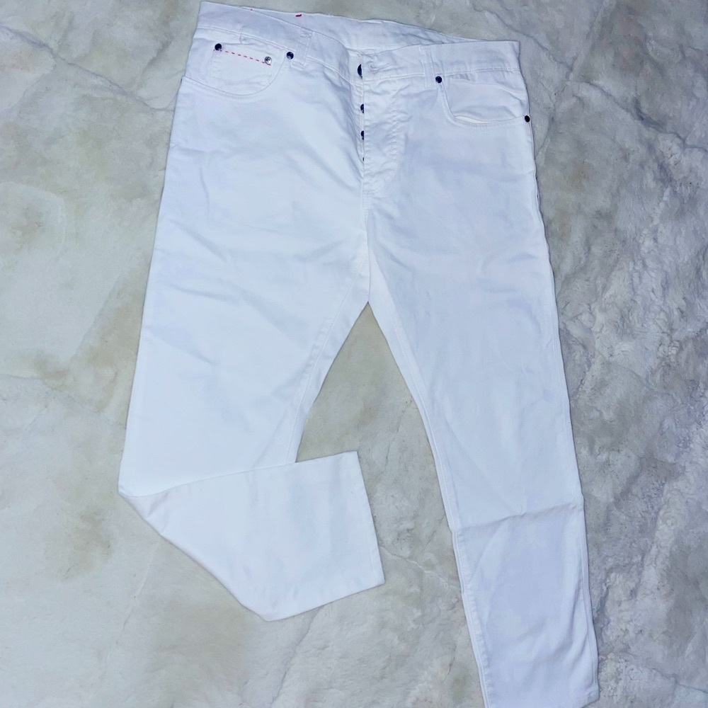Men's ISAIA Solid White Denim Straight Leg Jeans Size 52, brand new (fits 34-36)